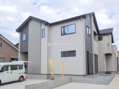 草加市小山１丁目