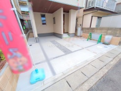 草加市小山２丁目