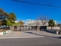 三郷市鷹野４丁目