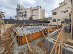 草加市中根３丁目