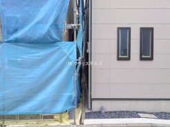 足立区本木西町