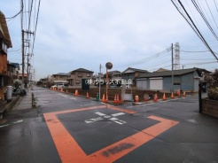 草加市氷川町