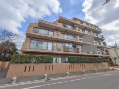 足立区竹の塚１丁目