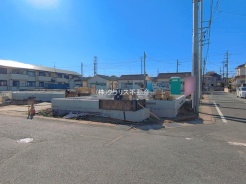 吉川市中曽根１丁目