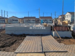 吉川市中曽根１丁目