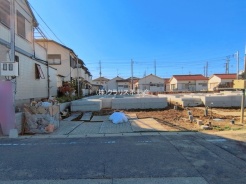 吉川市中曽根１丁目