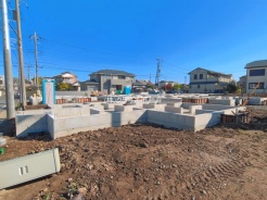 吉川市中曽根１丁目