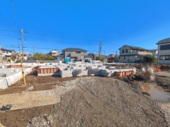 吉川市中曽根１丁目