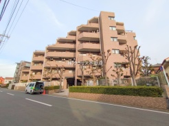 吉川市保１丁目