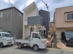 草加市小山２丁目