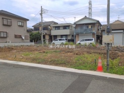 草加市氷川町