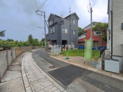 草加市谷塚仲町