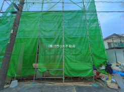 草加市氷川町