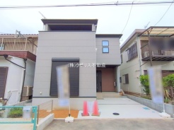 草加市小山1丁目