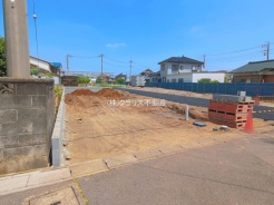 三郷市彦糸1丁目