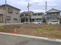 草加市氷川町