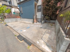 草加市新里町