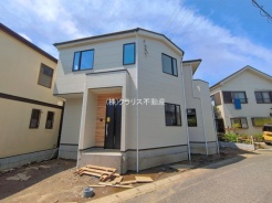 草加市新里町