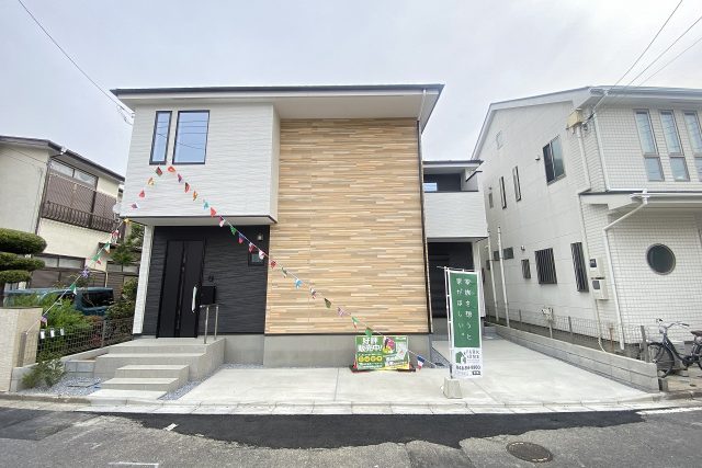 草加市谷塚町15期新築戸建【全1棟】